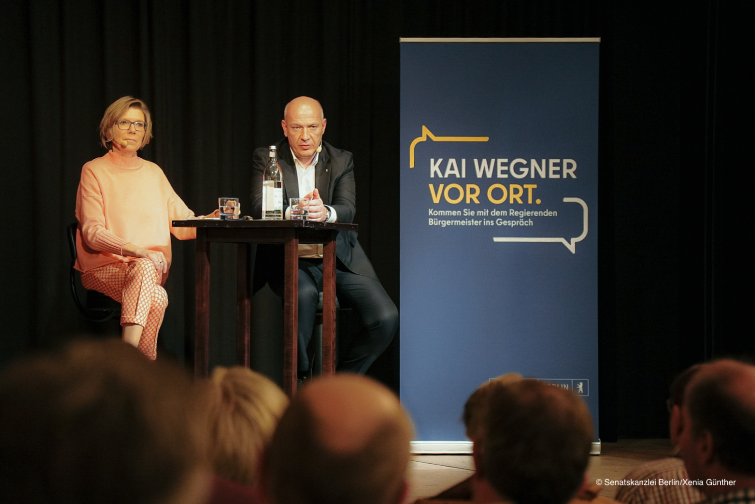Kai Wegner vor Ort